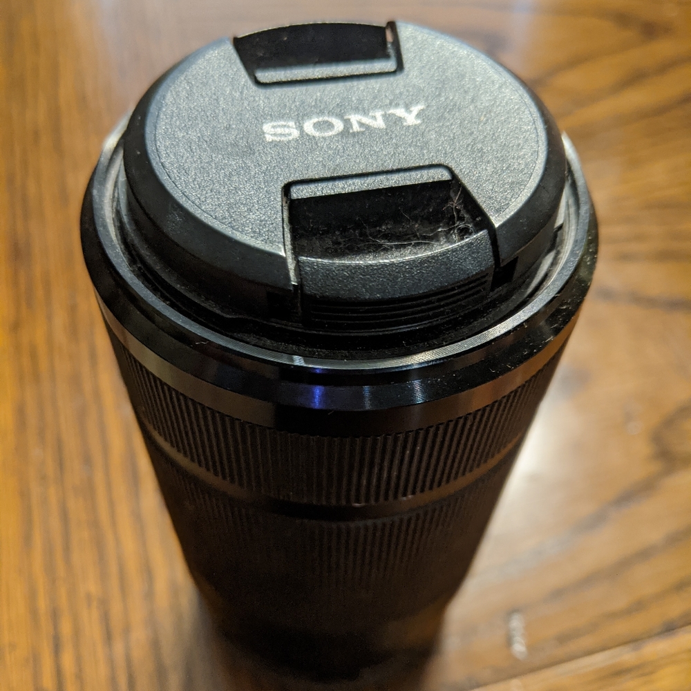 Sony 55-210mm f/4.5-6.3 Aspherical Wide Zoom Lens